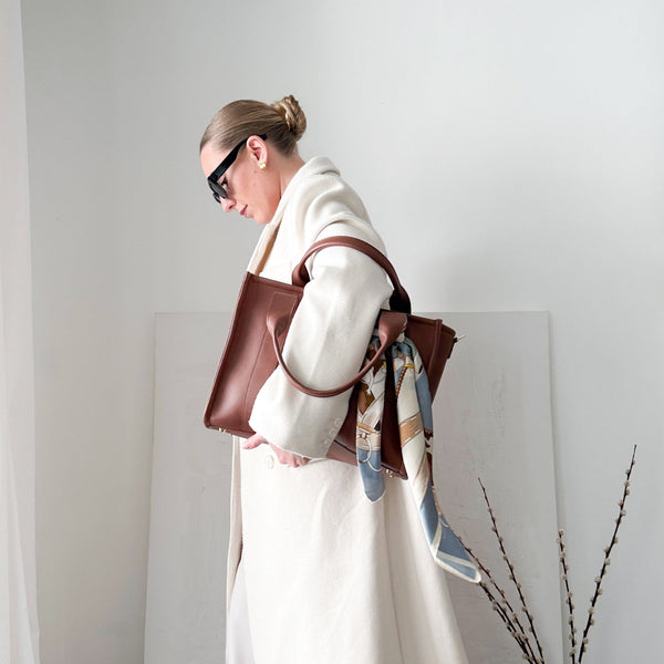 Johnny Loves Rosie Oxford Scarf