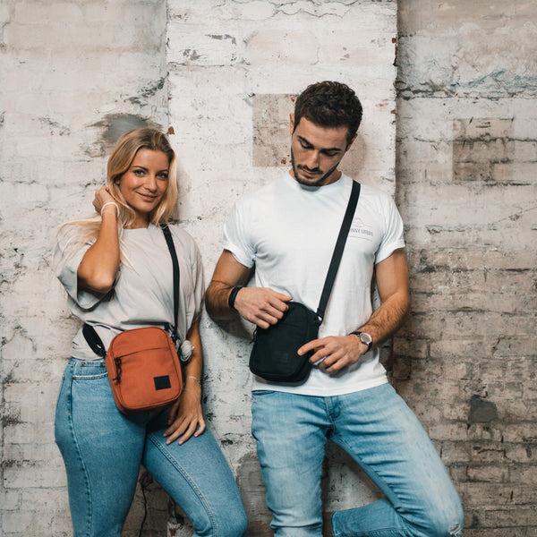 Johnny Urban Crossbody Bag "Luis" Black