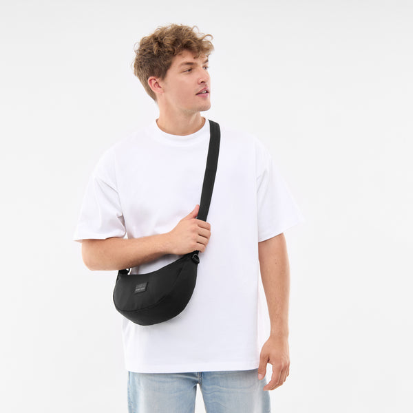 johnny Urban Half Moon Bag "Ally Small" Black