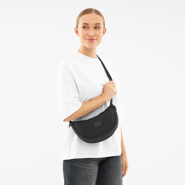 johnny urban Half Moon Bag "Kaia Small" black