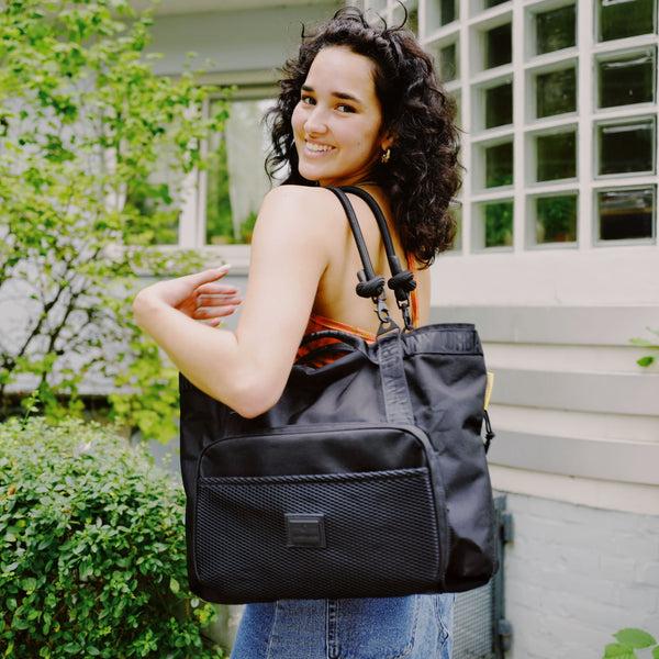 Johnny Urban Shopper Bag "Cassie" Black