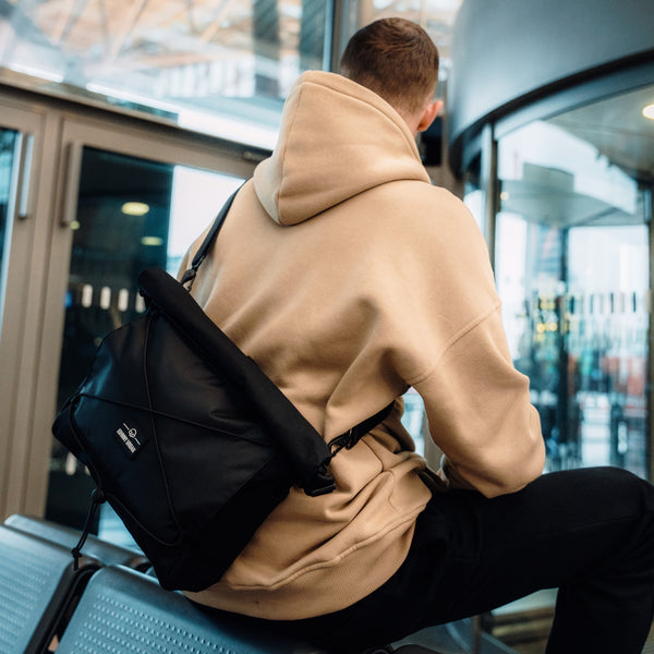 Johnny Urban Shoulder Bag "Dylan" Black