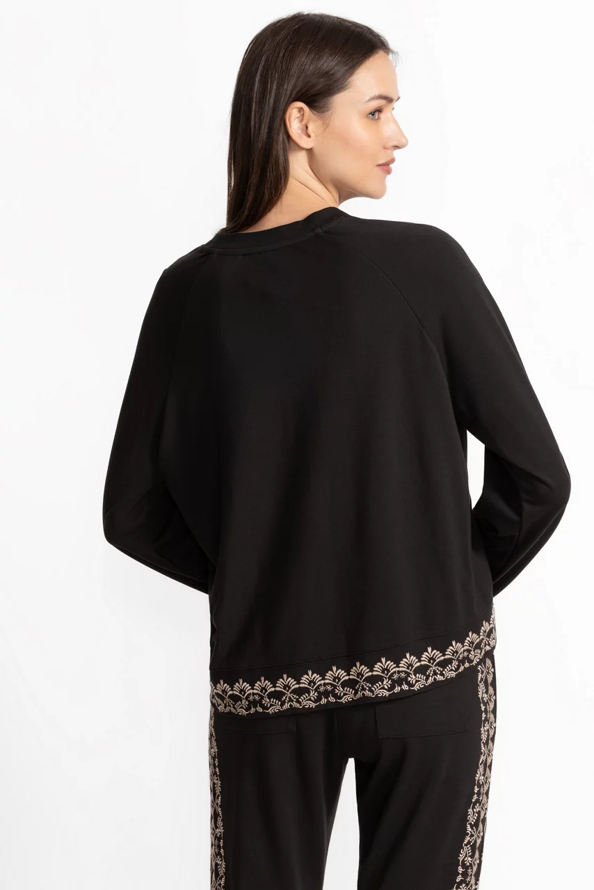 Johnny Was BEE ACTIVE LONG SLEEVE CREW PULLOVER TEE Black