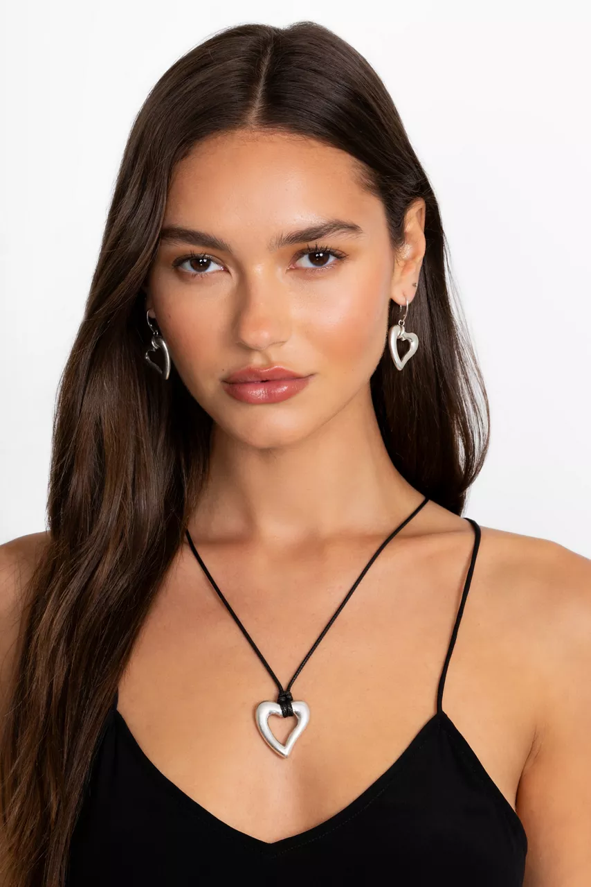 Johnny Was ABSTRACT HEART PENDANT NECKLACE