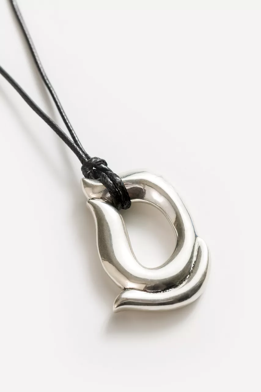 Johnny Was ABSTRACT SWOOSH PENDANT NECKLACE Silver