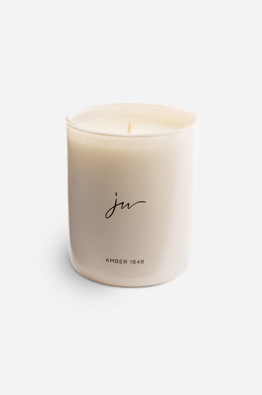 johnny was AMBER 1848 CANDLE Black