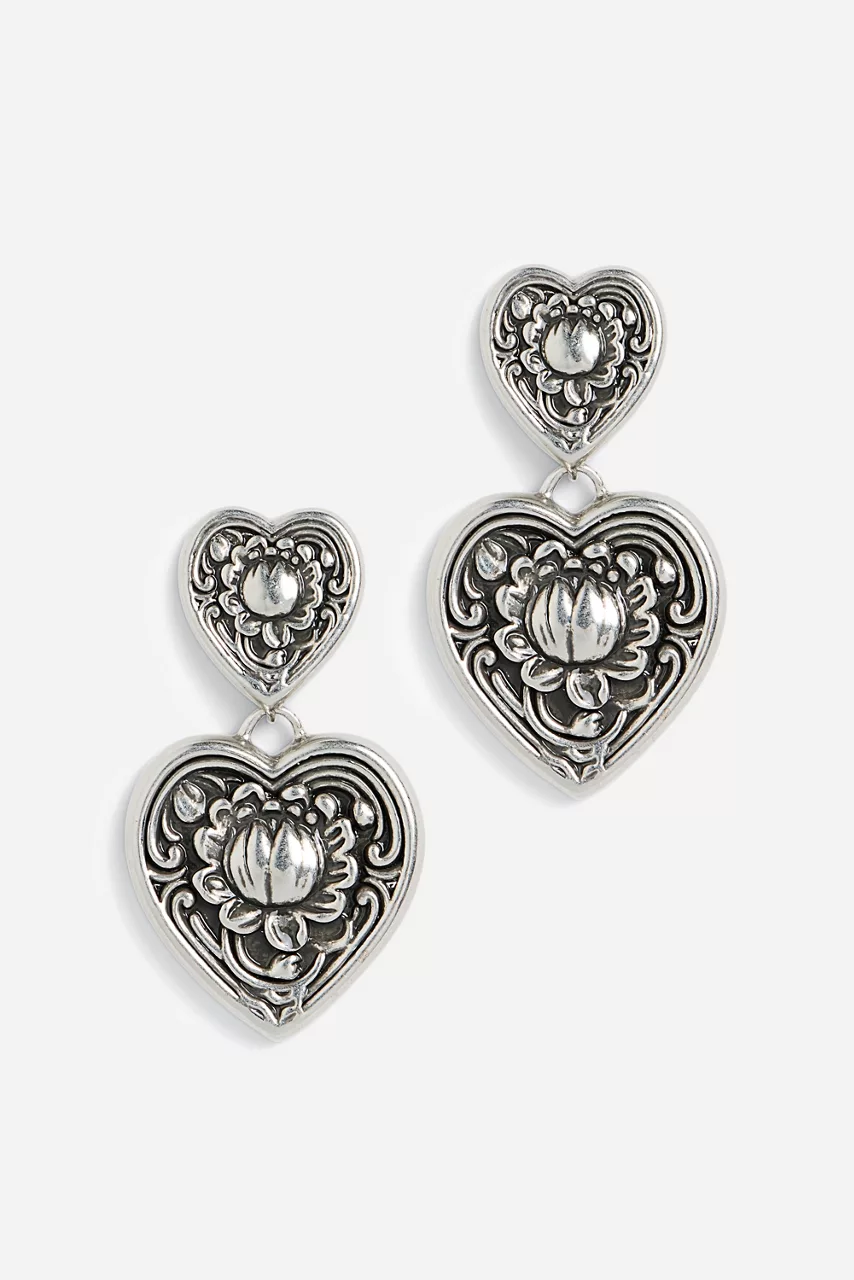johnny was ANTIQUE HEART DROP EARRINGS Silver