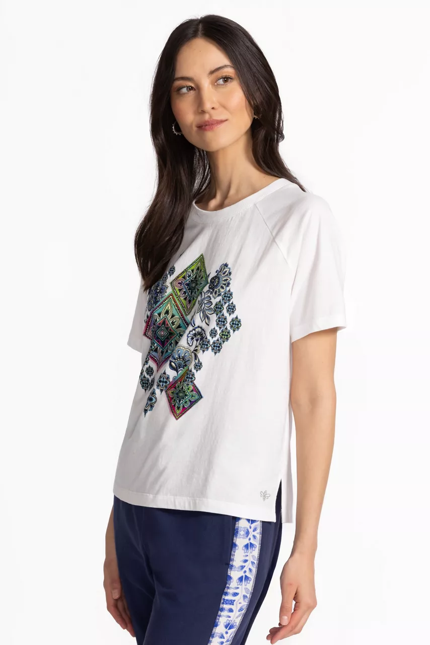 Johnny Was BEE ACTIVE RAGLAN GRAPHIC TEE White