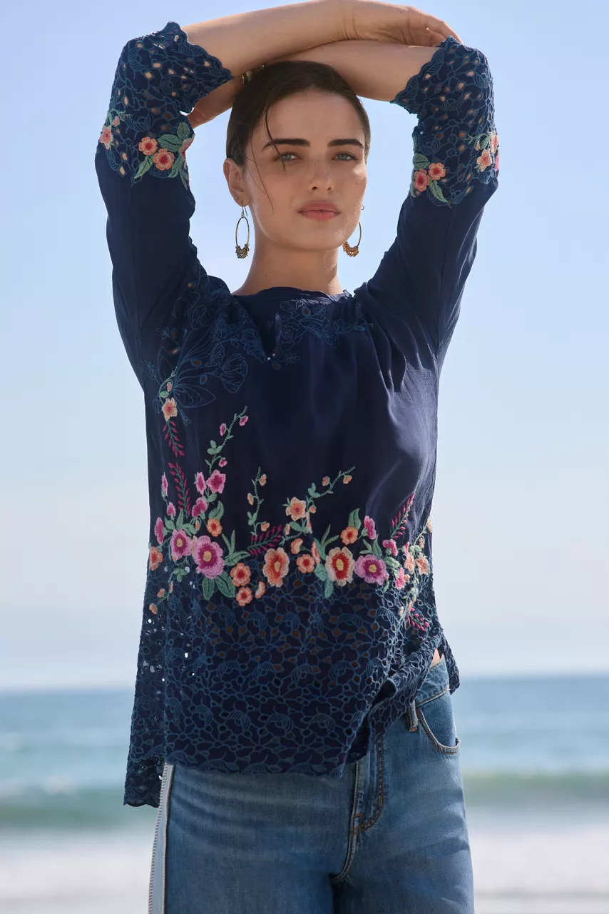 johnny was BRIXLEY TUNIC Blue Night