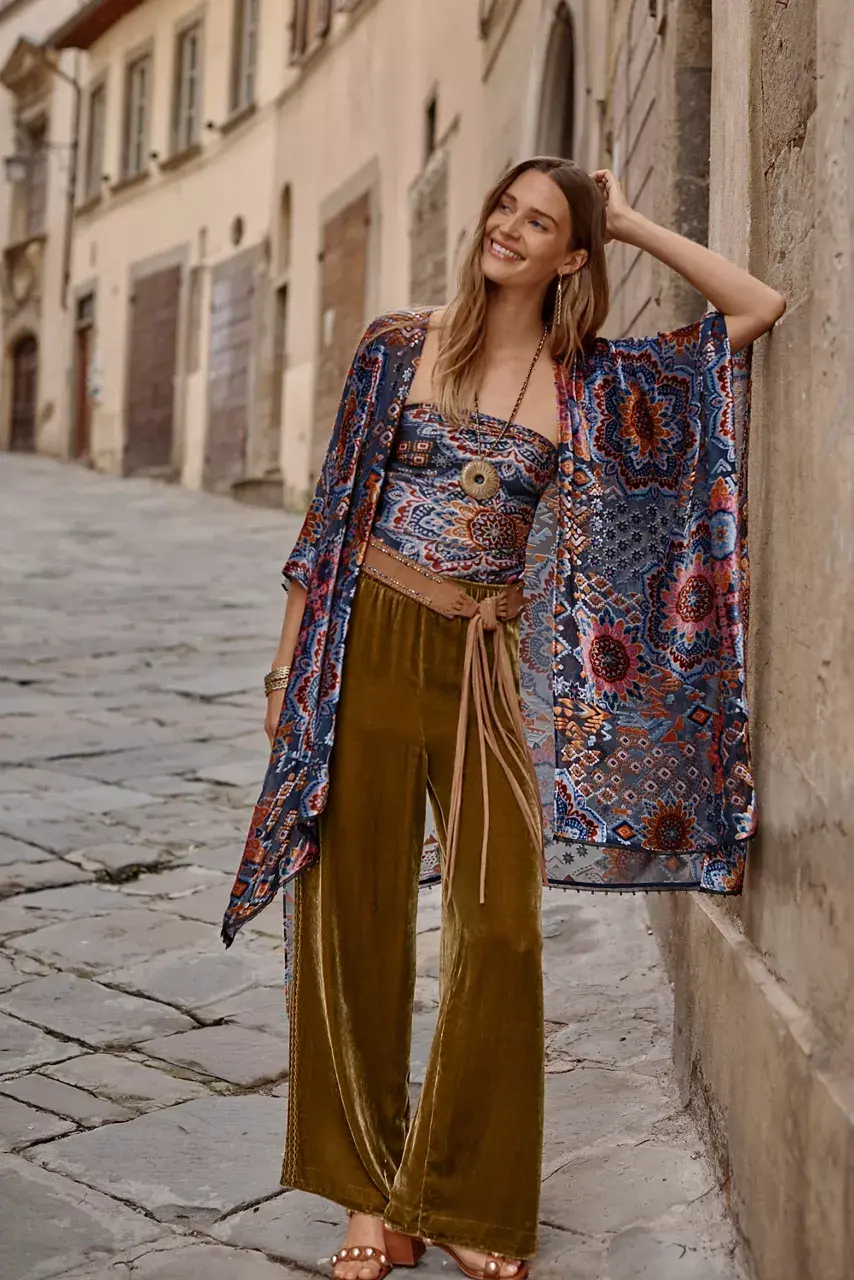 johnny was BURNOUT VELVET SHAWL Sisi