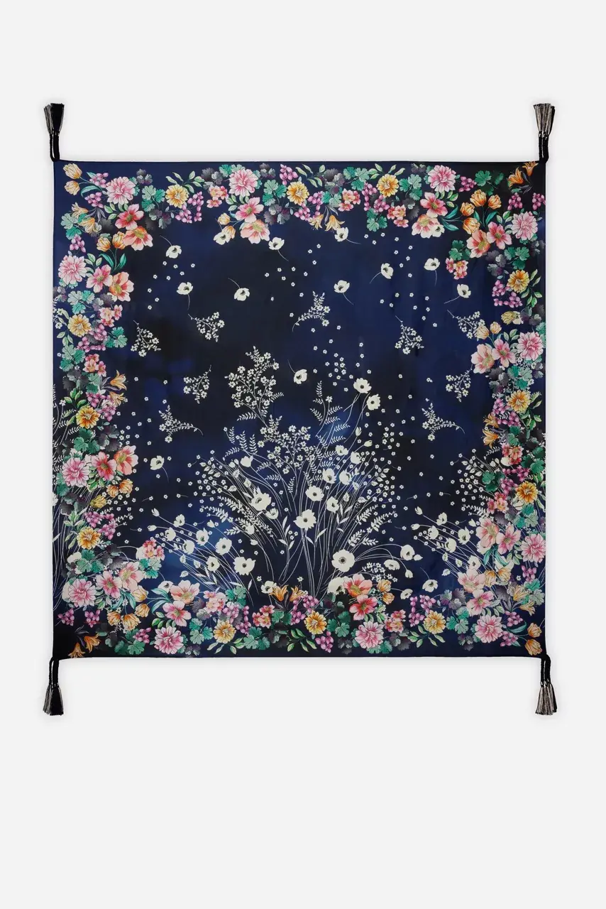 johnny was BURSTING SCARF Bursting