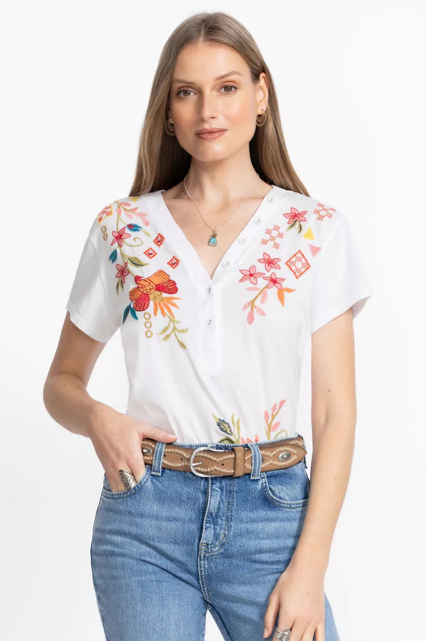 johnny was BUTTON NECK TEE White