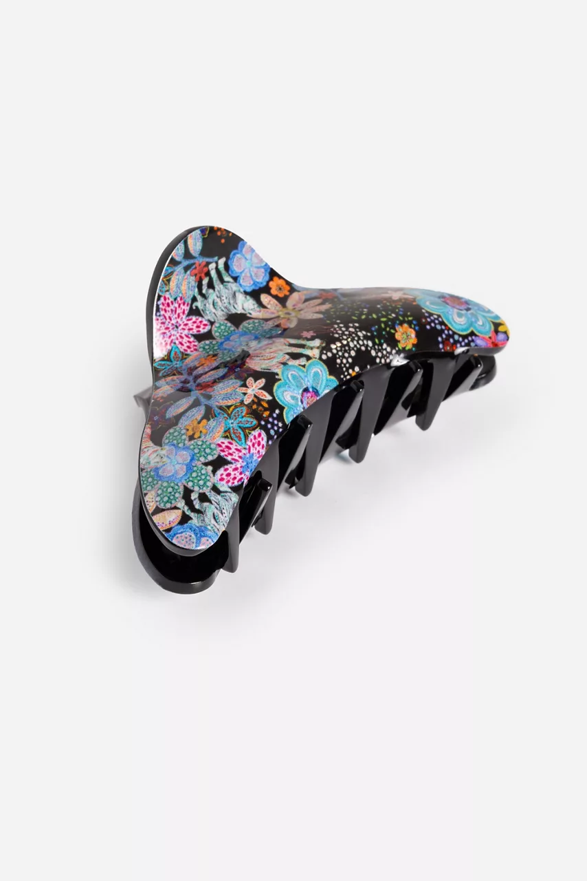 johnny was CAETANA HAIRCLIP Caetana Allover Print