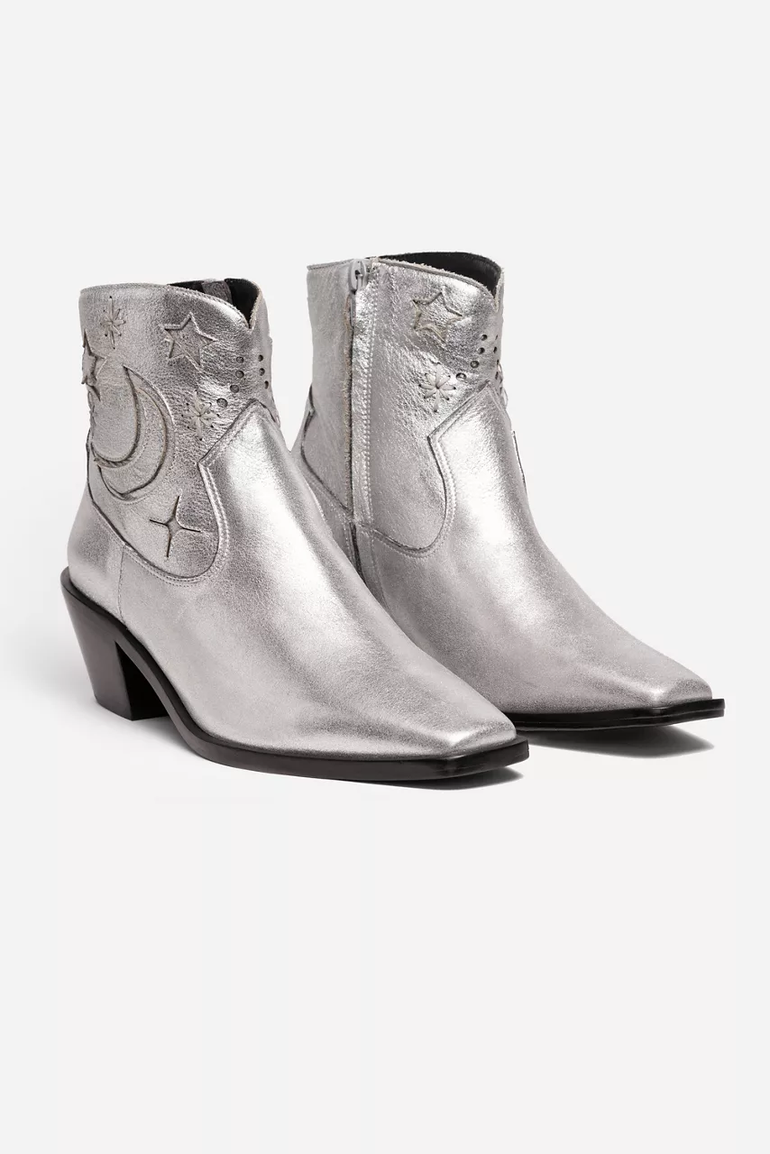 Johnny Was COSMOS METALLIC LEATHER BOOTIE Silver