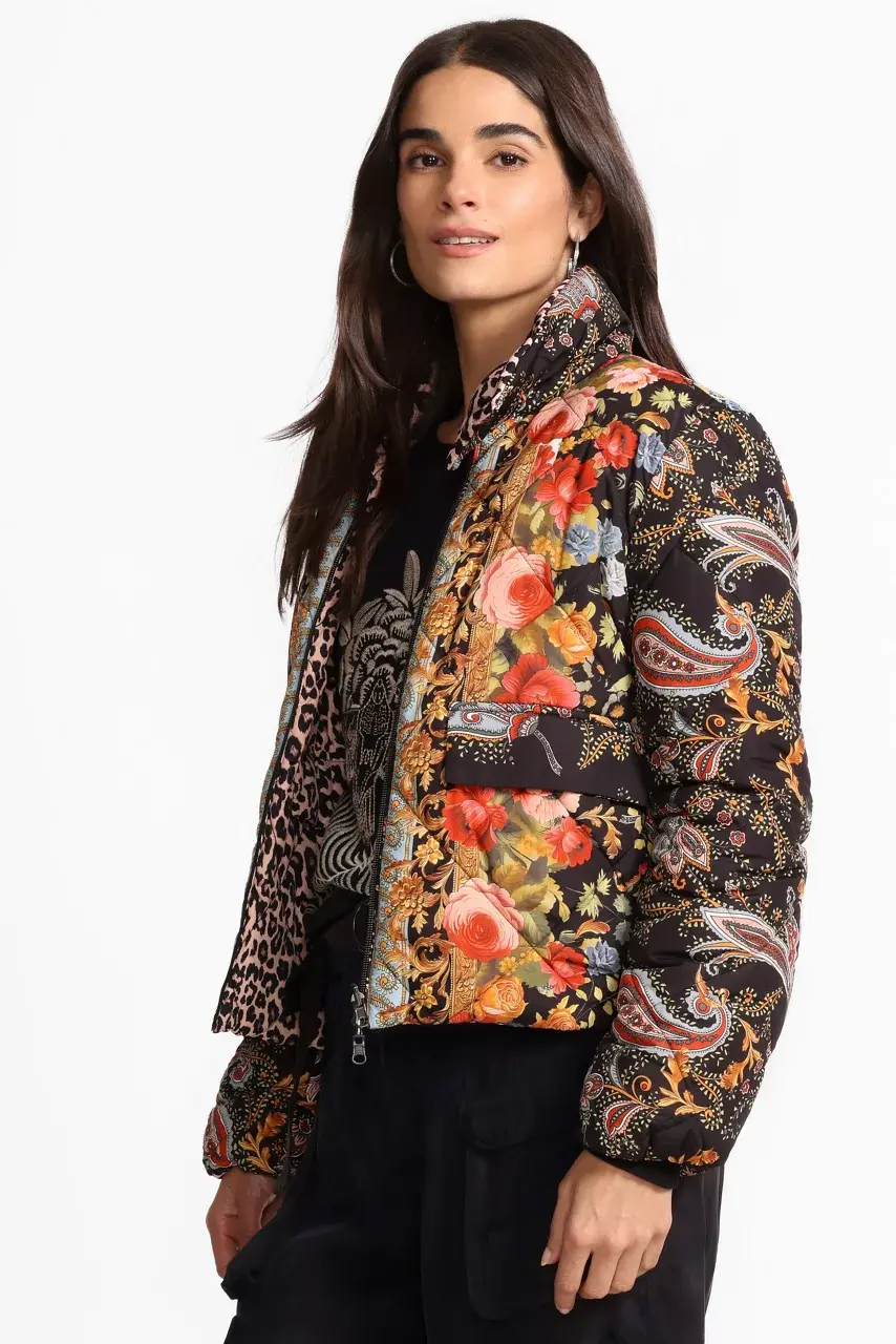 johnny was DIAMOND QUILTED CROPPED PUFFER Leto