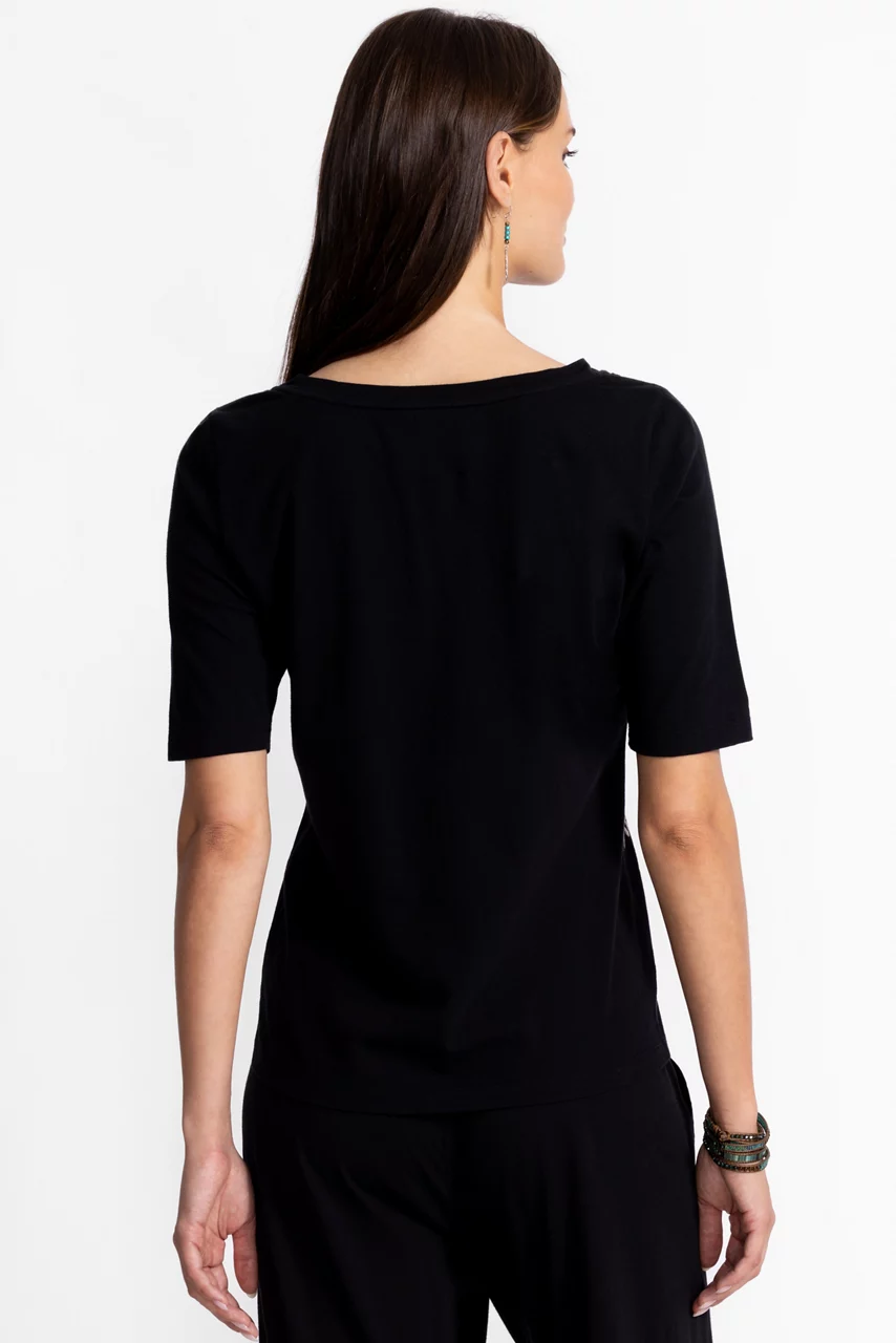 Johnny Was ELBOW SLEEVE BOAT NECK TEE Black