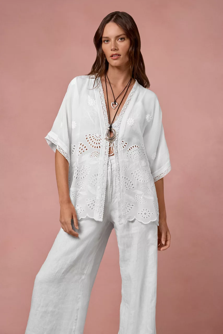 johnny was ELIJAH KIMONO White