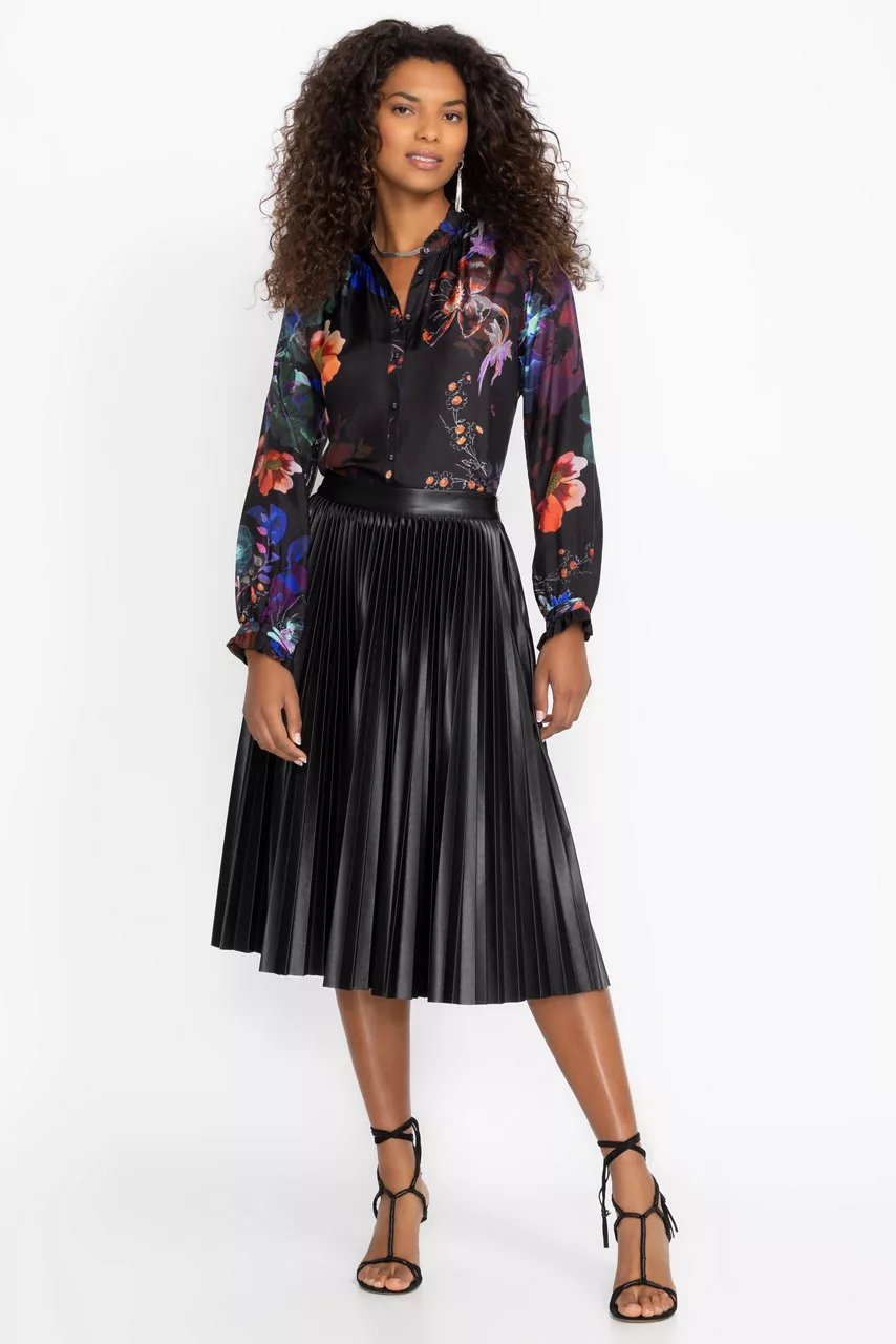 johnny was EMMI VEGAN LEATHER PLEATED SKIRT Black