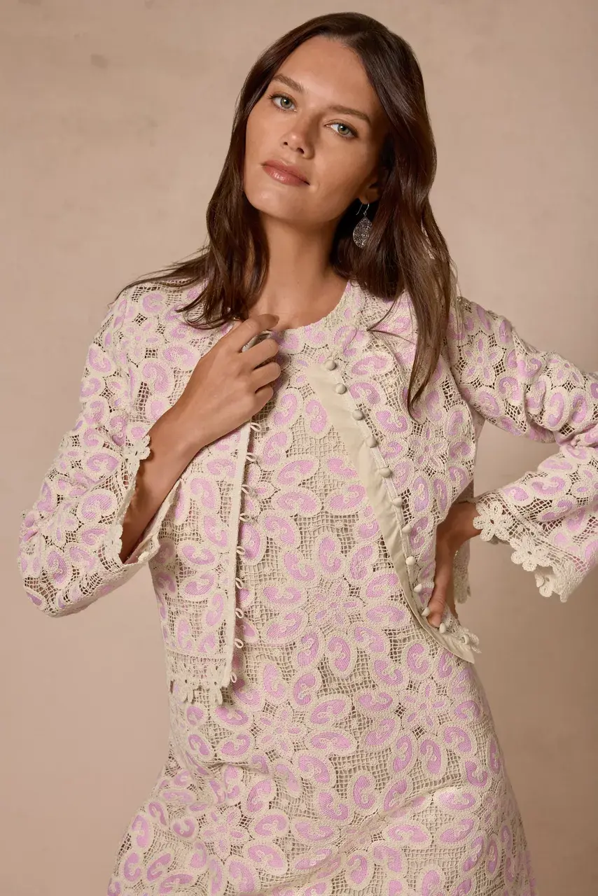 johnny was GENOVIA CROPPED JACKET Pink