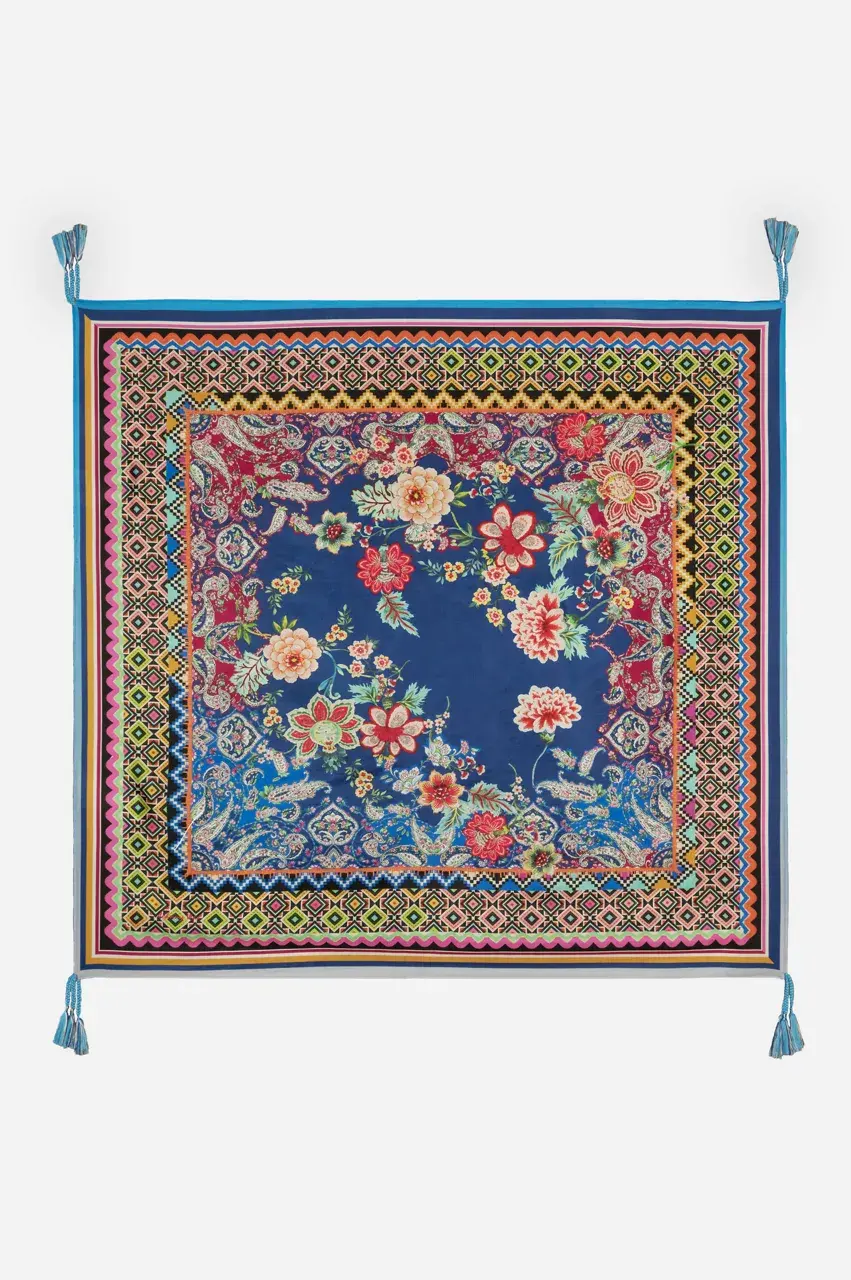 johnny was Hebea Scarf Hebea