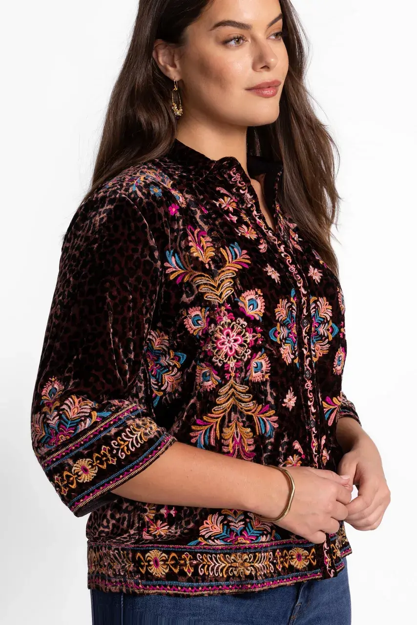 Johnny Was KIMONO SLEEVE SHIRT Misty Leopard