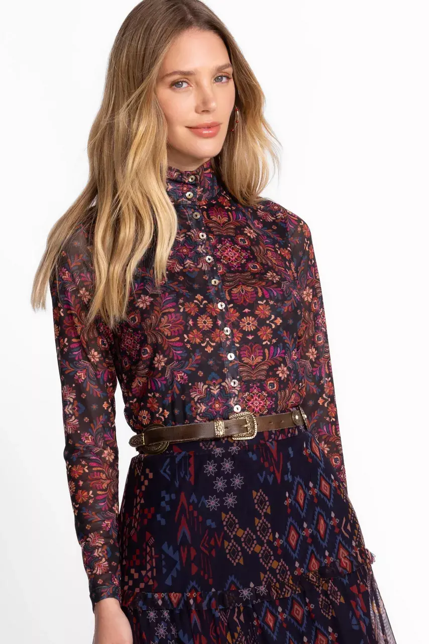 johnny was MESH BUTTON UP MOCK NECK Brandi