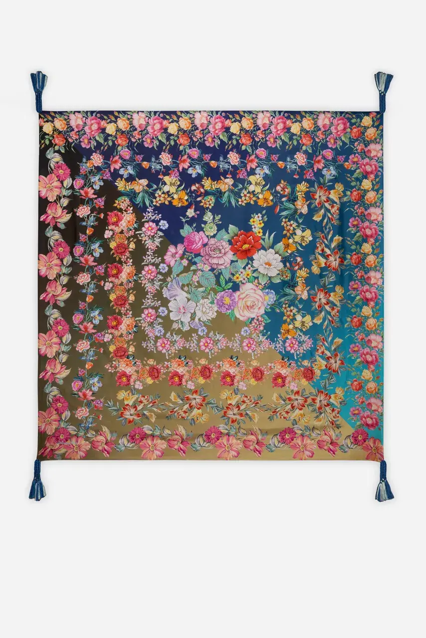 johnny was NEUTRA SCARF Neutra