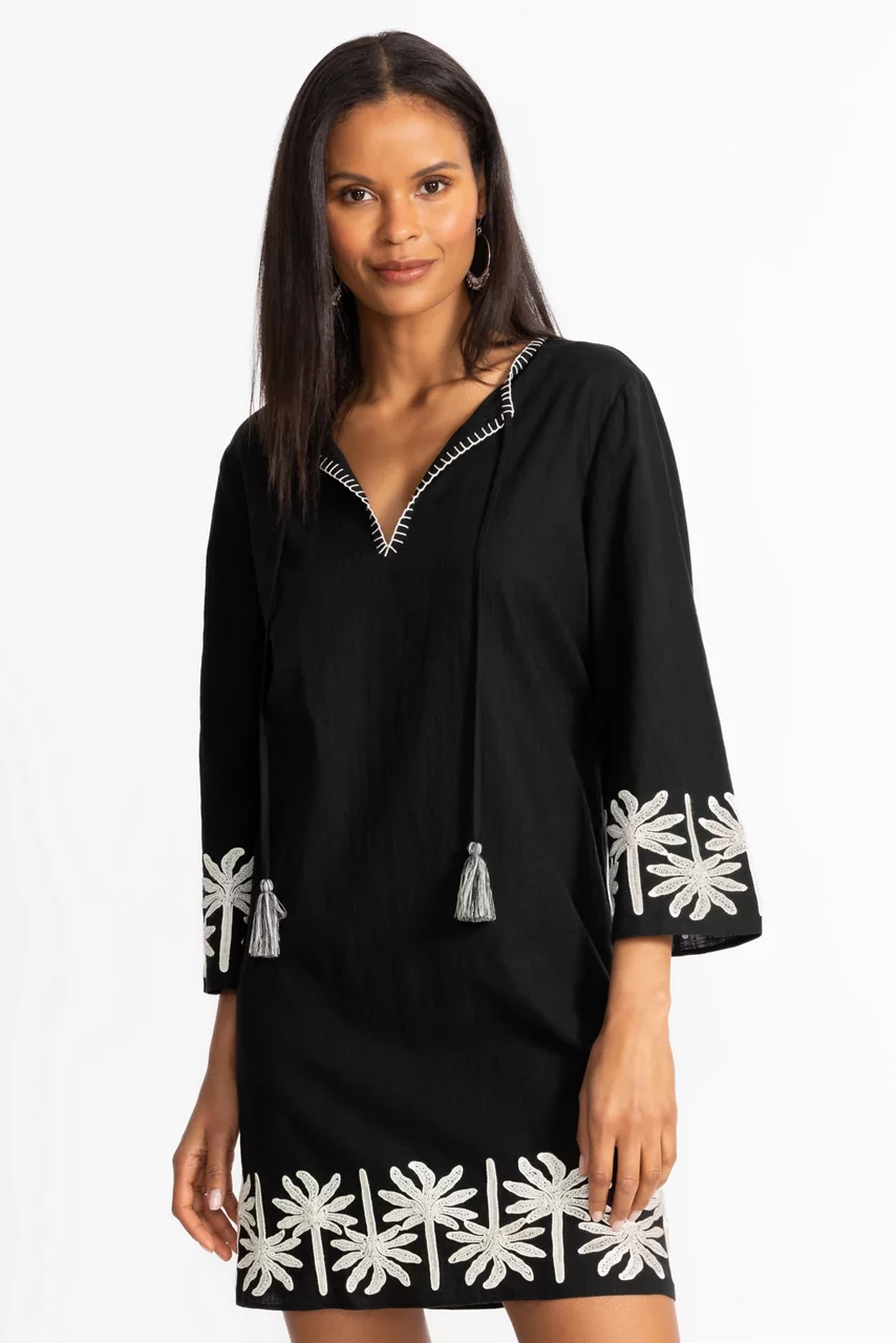 johnny was RELAXED KIMONO SLEEVE DRESS Black