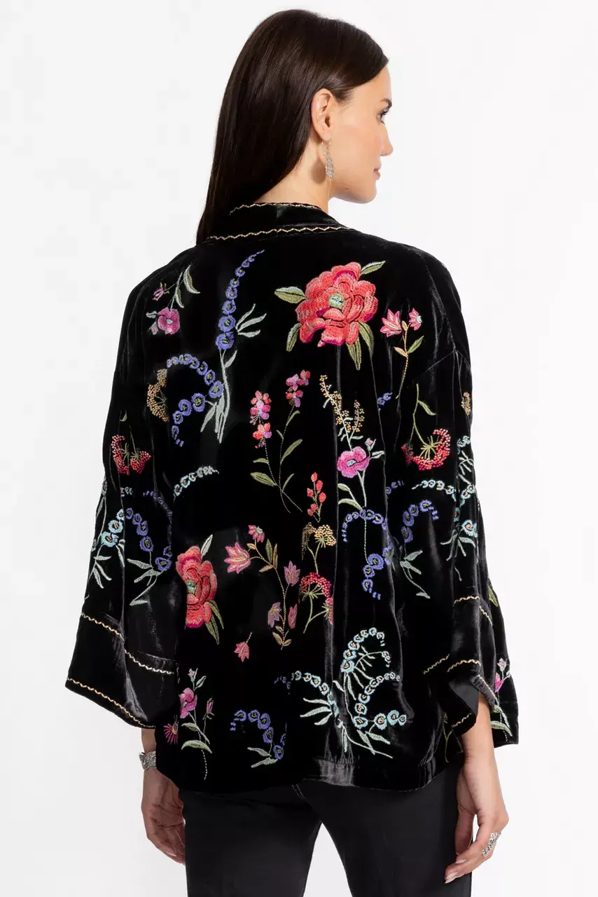 Johnny Was RELAXED SCHIFFLI CROPPED KIMONO Black
