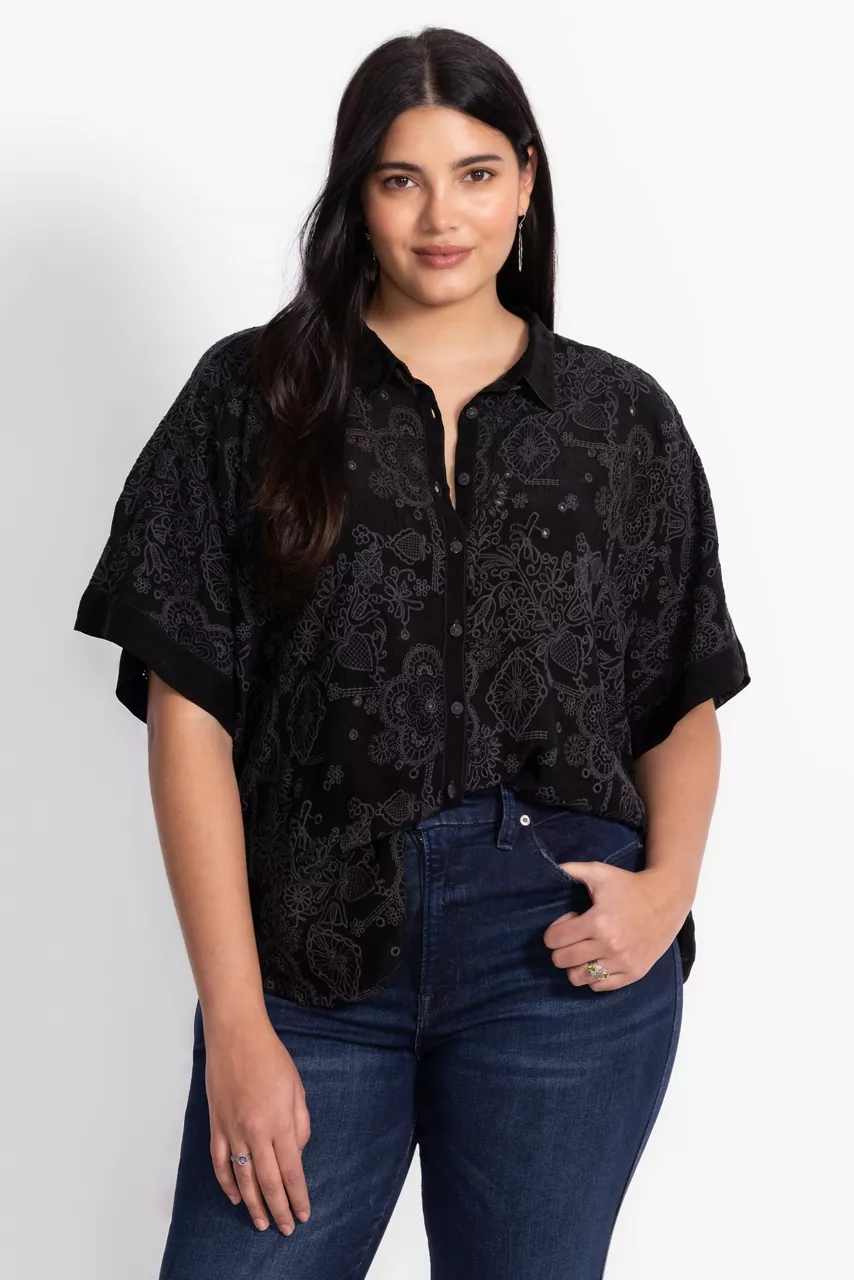 Johnny Was THE AUDREY SHORT SLEEVE SHIRT Black