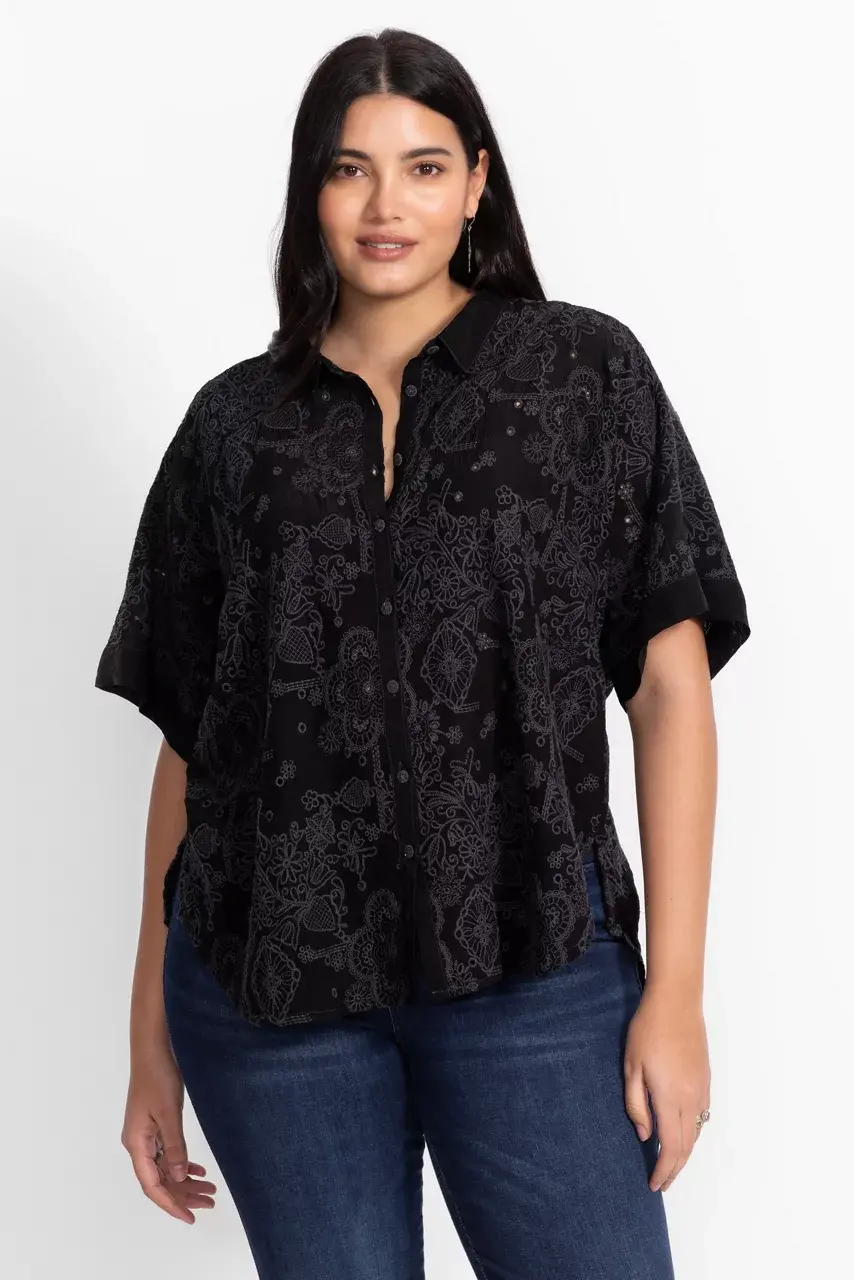 johnny was THE AUDREY SHORT SLEEVE SHIRT Black