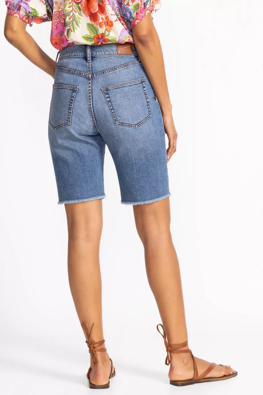 Johnny Was THE BERMUDA SHORT Medium Worn Wash