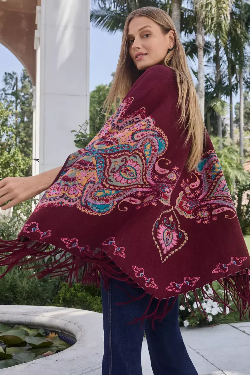 johnny was THE BUTTON FRONT CAPE Burgundy