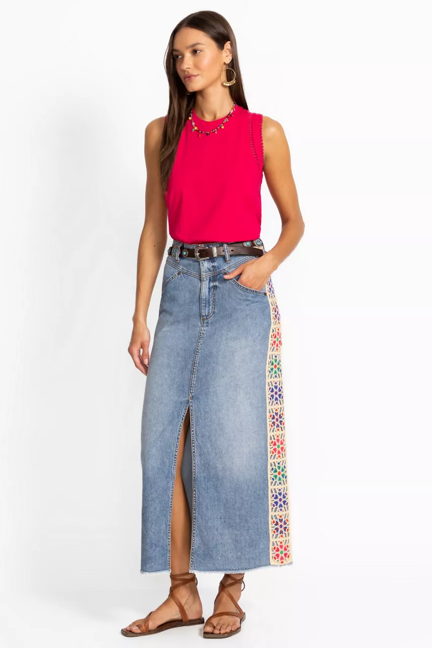 johnny was THE DENIM SKIRT Medium Wash