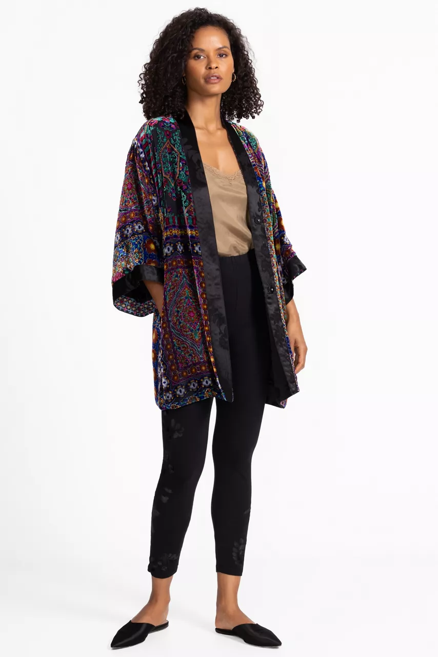 johnny was THE MAGGI SHORT KIMONO Black