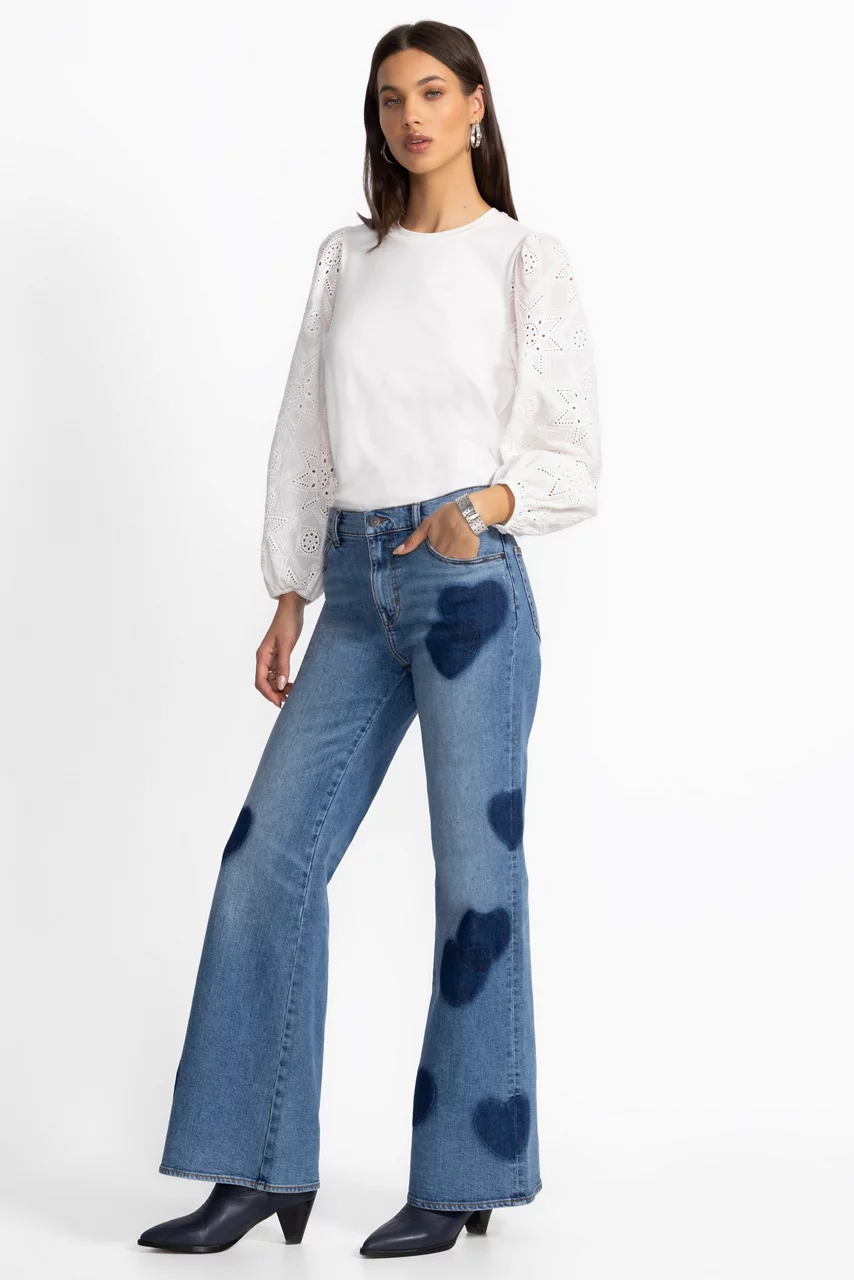 Johnny Was THE STRAIGHT FLARE JEAN Medium Wash