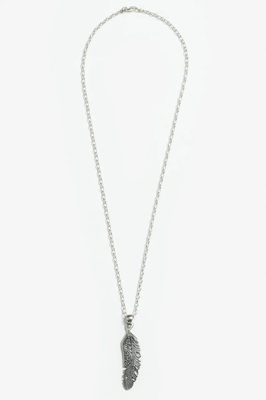 johnny was VIRTUOUS FEATHER NECKLACE Silver