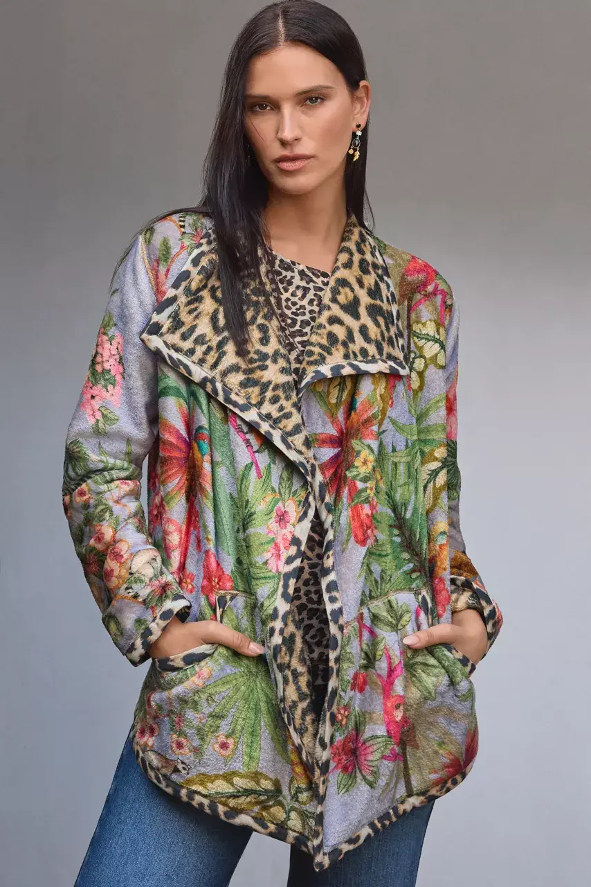 johnny was REVERSIBLE JOAN WRAP BINDED SHERPA JACKET Bellina