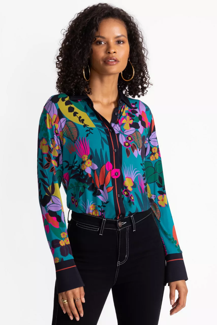 johnny was THE JANIE FAVORITE BUTTON FRONT SHIRT House Of Flores