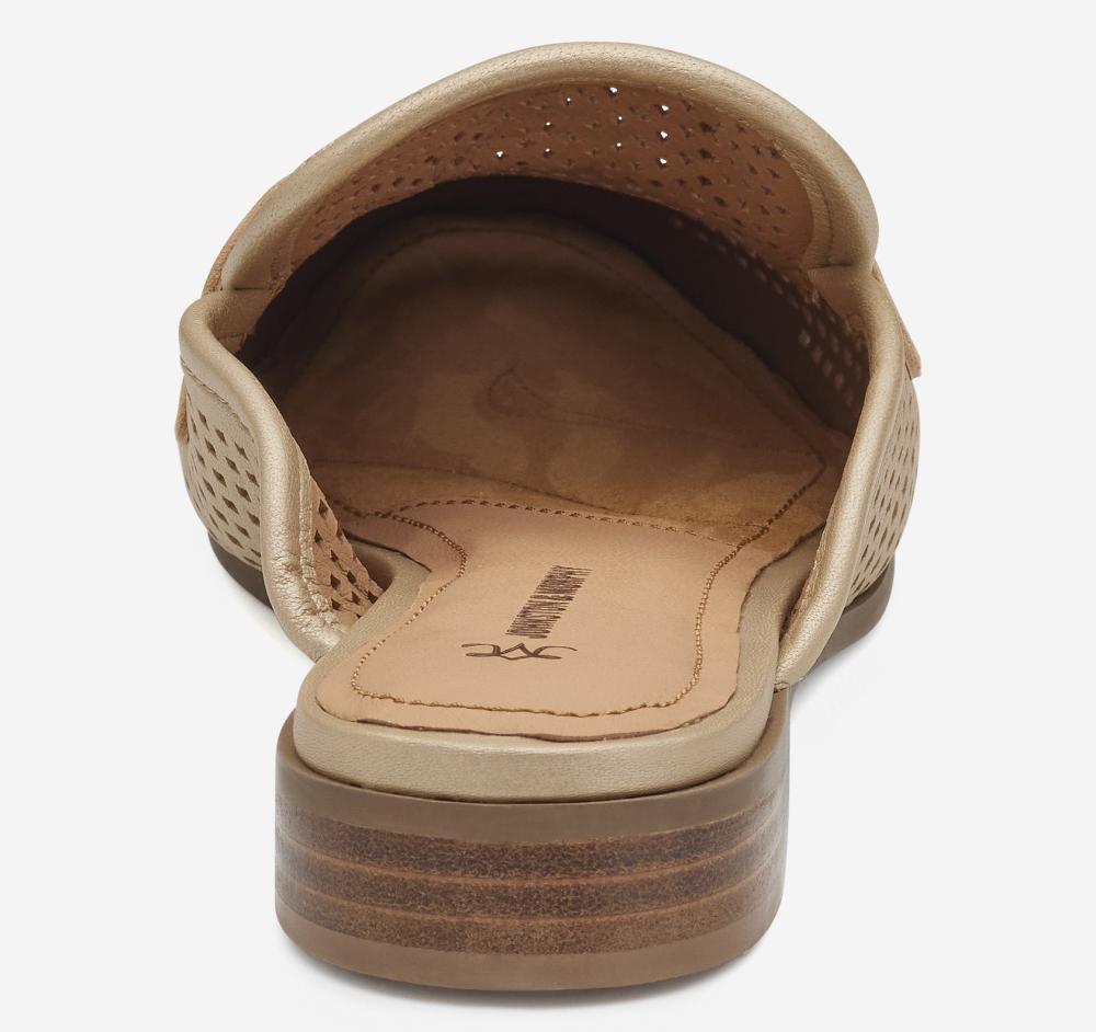 Johnston & Murphy Ali Perfed Bit Mule Sand Pearl Glove Leather