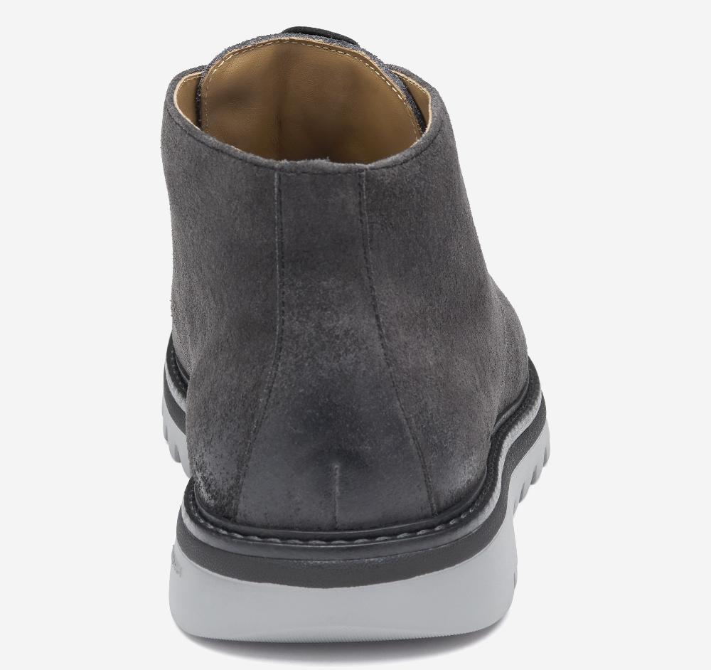 Johnston & Murphy Braydon Chukka Charcoal Waxed Suede