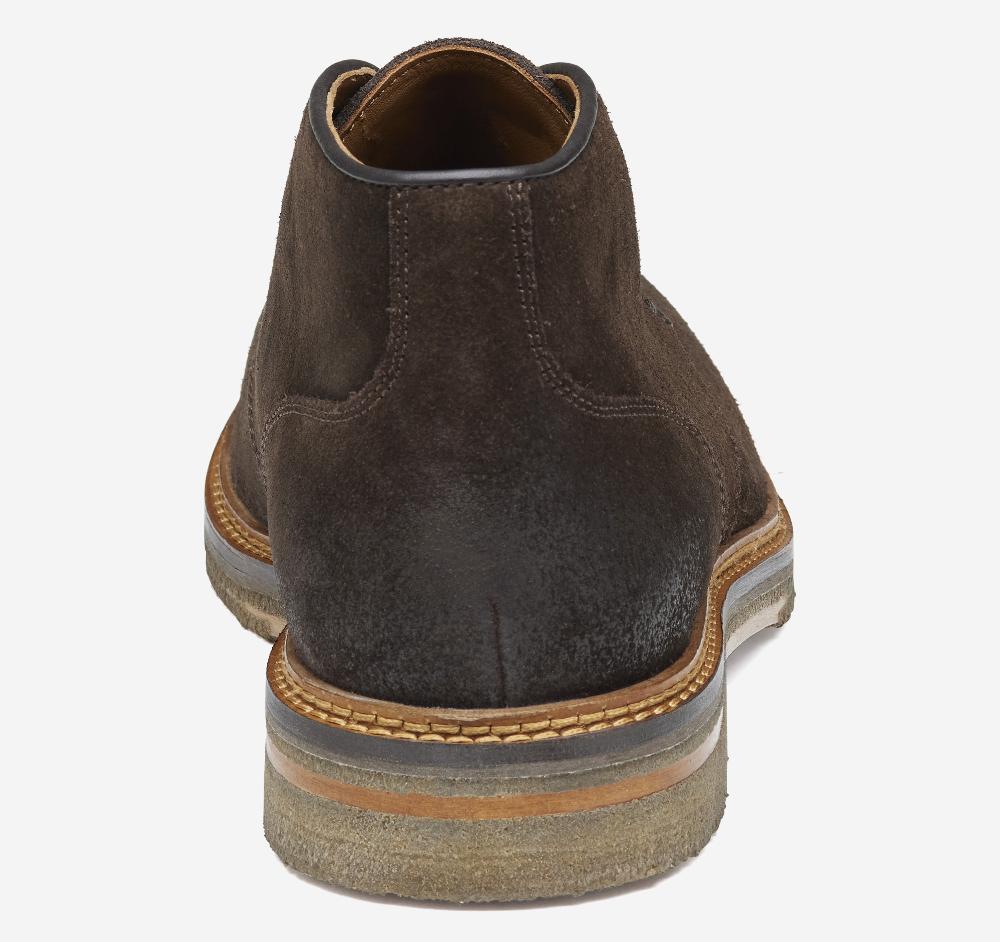 Johnston & Murphy Calder Chukka Brown Oiled Suede