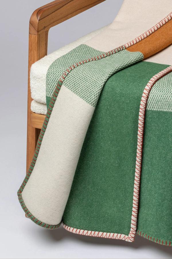 Johnstons Of Elgin Blanket Stitched Block Jacquard Throw