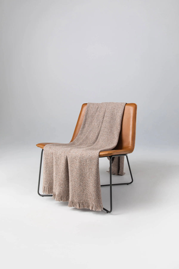 johnstons of elgin Brushed Bouclé Cashmere Silk Brown Throw