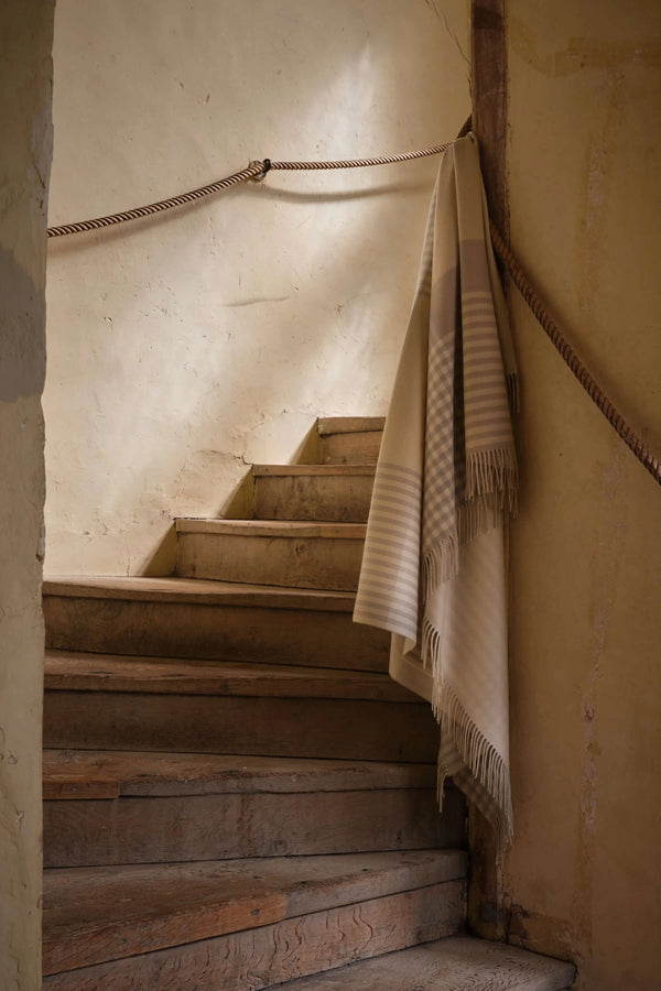 Johnstons Of Elgin Check Reversible Heron Cashmere Throw