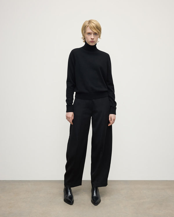 johnstons of elgin Classic Cashmere Black Roll Neck Jumper