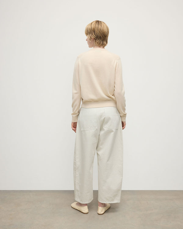 Johnstons Of Elgin Classic Cashmere Cream V Neck Jumper