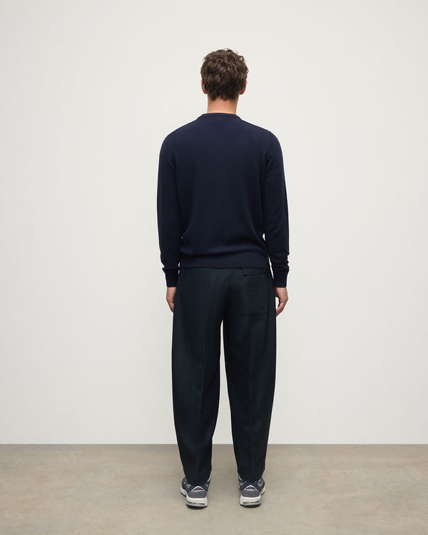 Johnstons Of Elgin Classic Cashmere Dark Navy V Neck Jumper