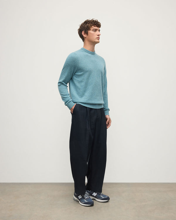 Johnstons Of Elgin Classic Cashmere Green Round Neck Jumper