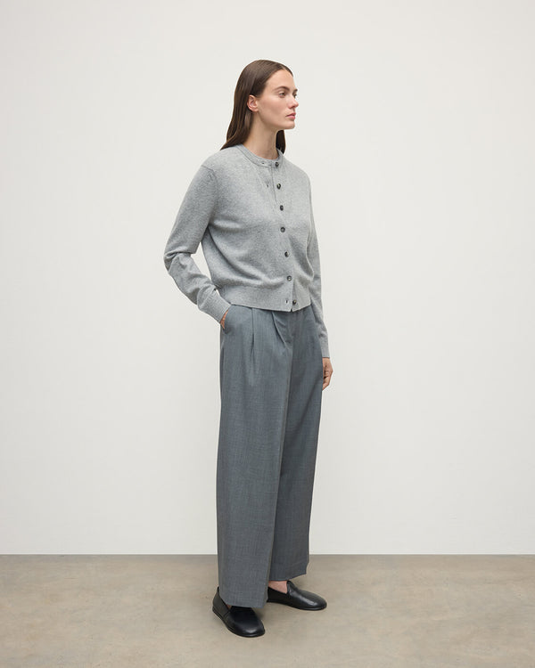 Johnstons Of Elgin Classic Cashmere Light Grey Cardigan